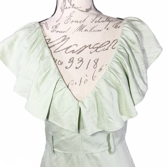 TopShop Light Green Shorts Romper Ruffle Sz 8 - Picture 3 of 7